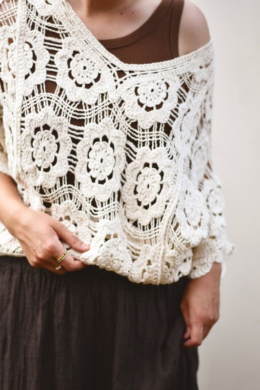 Beige - Sassie Heklet Topp