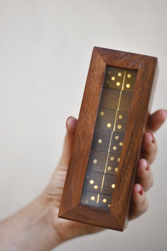Natur - Domino i treboks