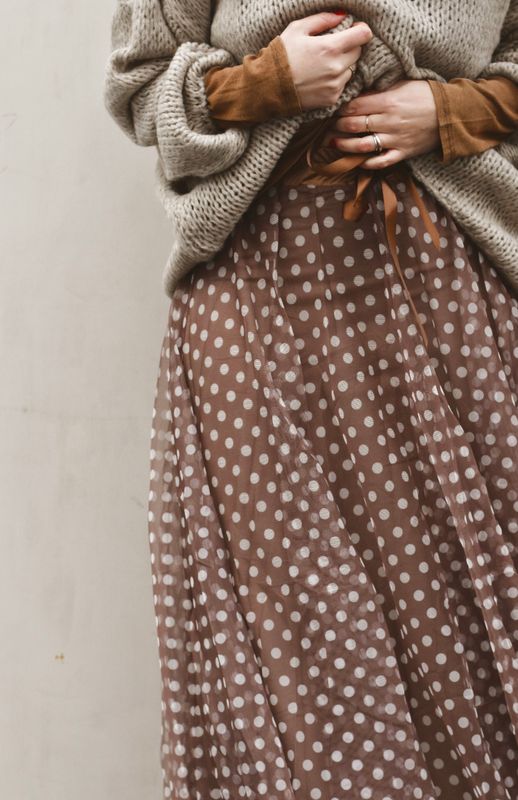 Taupe - Dotty Tyllskjørt
