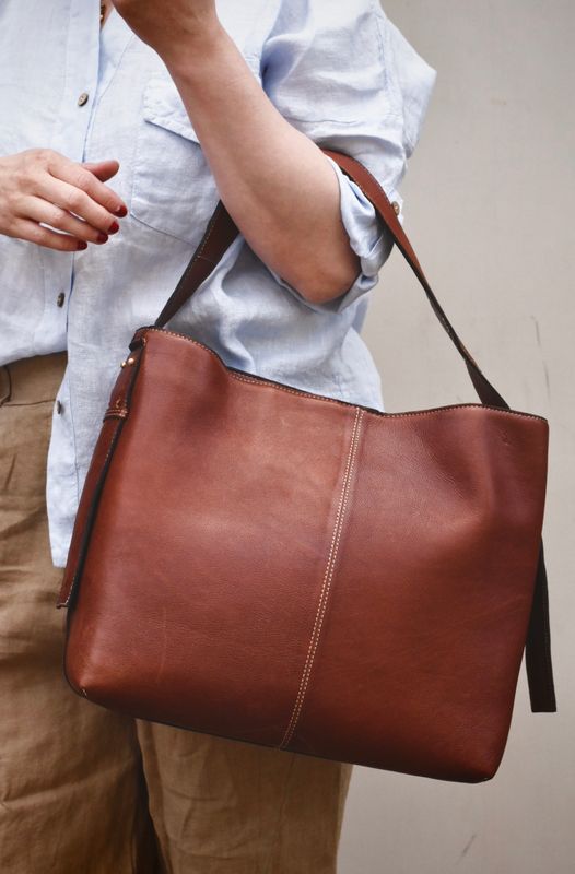 Cognac - Naya Stor Skinnveske